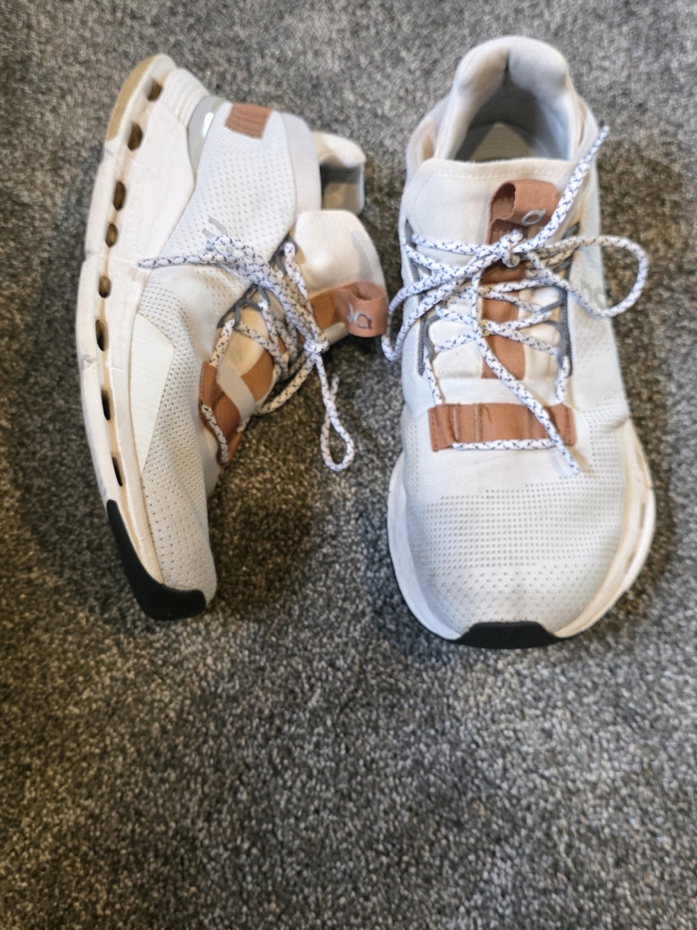 On Cloudnova White/Pearl Cloudtec Running Shoes Women's Size 8